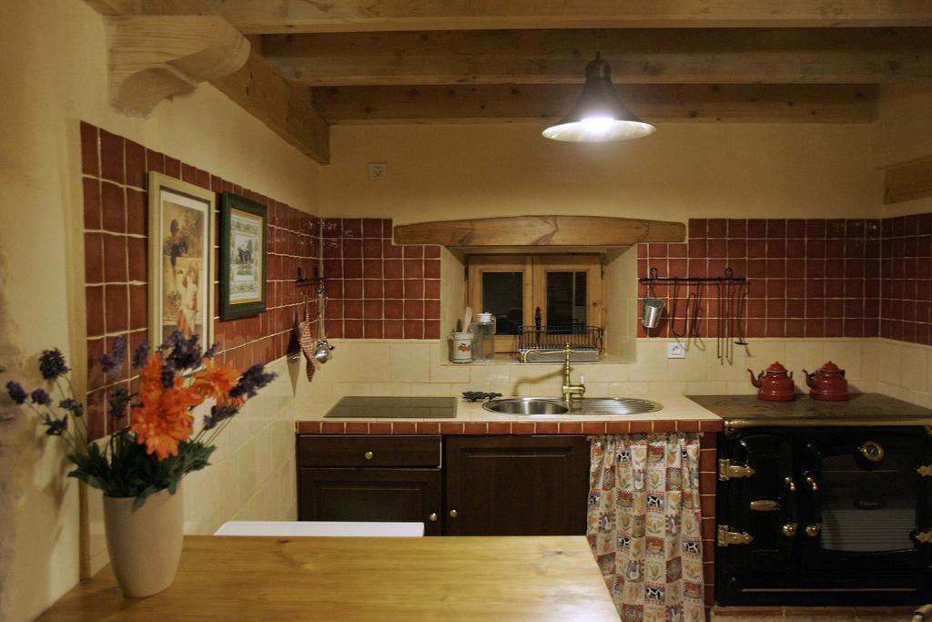 Casa Rural El Llao Y Los Fresnos Murias de Paredes Habitación foto